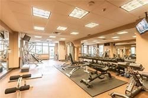 2611-4090 Living Arts Dr, Mississauga, ON - Indoor Photo Showing Gym Room