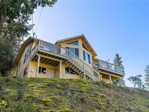 3122 Dolphin Dr, Nanoose Bay, BC 