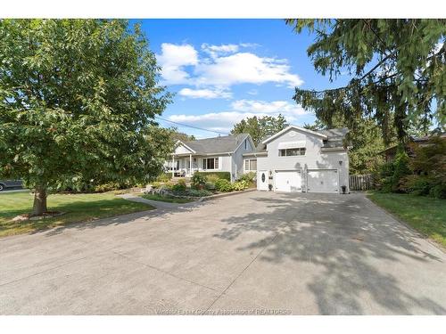 4190 Roseland Drive East, Windsor, ON 