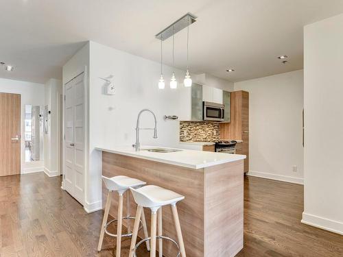 Kitchen - 311-3300 Boul. Cavendish, Montréal (Côte-Des-Neiges/Notre-Dame-De-Grâce), QC - Indoor Photo Showing Kitchen With Upgraded Kitchen