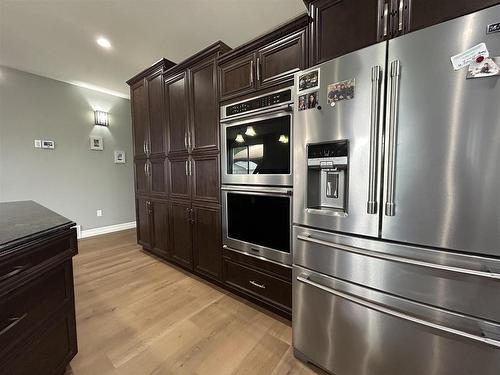 641 Second Street, Fort Frances, ON - Indoor Photo Showing Kitchen With Stainless Steel Kitchen