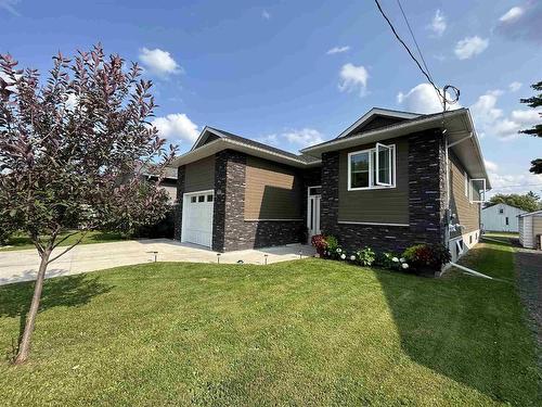 641 Second Street, Fort Frances, ON - Outdoor