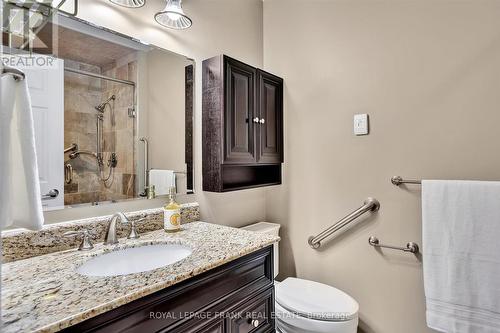 10 - 684 Whitaker Street, Peterborough (Ashburnham), ON - Indoor Photo Showing Bathroom