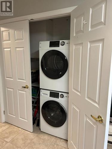 10 - 684 Whitaker Street, Peterborough (Ashburnham), ON - Indoor Photo Showing Laundry Room