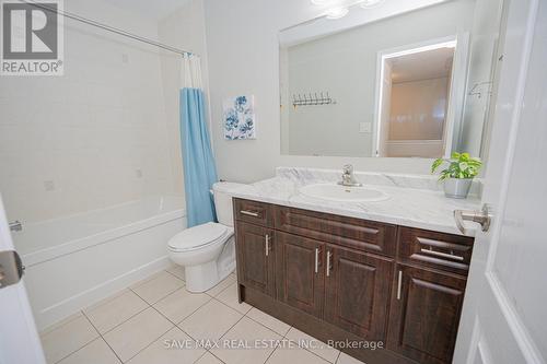 68 Vanhorne Close, Brampton, ON - Indoor Photo Showing Bathroom