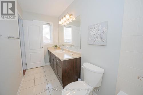 68 Vanhorne Close, Brampton, ON - Indoor Photo Showing Bathroom