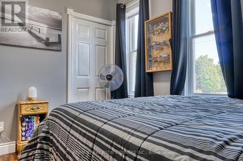 3070 Patrick Street, Howick, ON - Indoor Photo Showing Bedroom