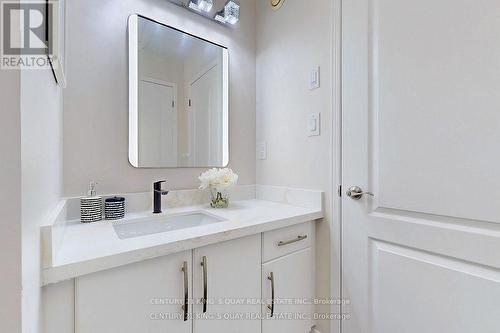 23 Stockport Road, Markham (Cornell), ON - Indoor Photo Showing Bathroom