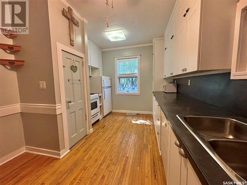 123 Crescent Lake Road, Saltcoats, SK - Indoor Photo Showing Kitchen With Double Sink