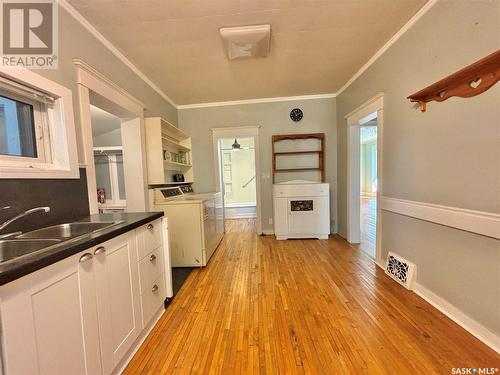 123 Crescent Lake Road, Saltcoats, SK - Indoor Photo Showing Kitchen With Double Sink