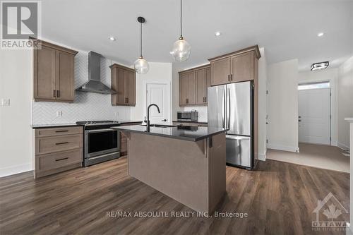 12 Elmer West Street, Mississippi Mills, ON - Indoor Photo Showing Kitchen With Upgraded Kitchen