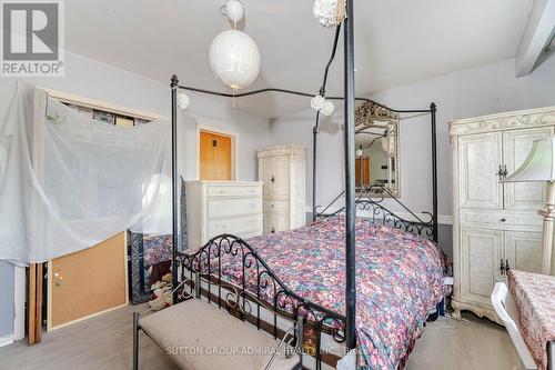 14 Axsmith Crescent, Toronto, ON - Indoor Photo Showing Bedroom