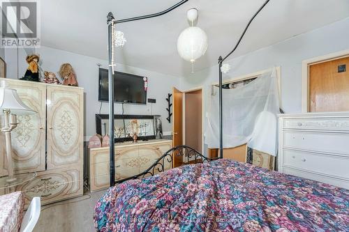 14 Axsmith Crescent, Toronto, ON - Indoor Photo Showing Bedroom