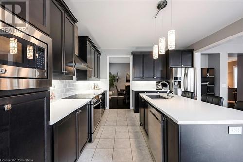 357 Col. Phillips Drive, Shelburne, ON - Indoor Photo Showing Kitchen With Double Sink With Upgraded Kitchen