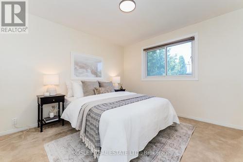 4 Stubbswood Square, Toronto (Agincourt South-Malvern West), ON - Indoor Photo Showing Bedroom