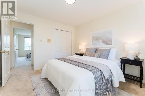 4 Stubbswood Square, Toronto (Agincourt South-Malvern West), ON - Indoor Photo Showing Bedroom