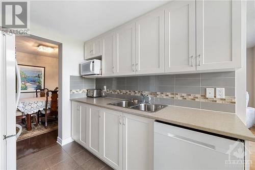 2233 Marble Crescent, Prescott And Russell, ON - Indoor Photo Showing Kitchen With Double Sink