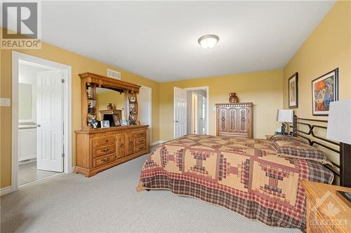 2233 Marble Crescent, Prescott And Russell, ON - Indoor Photo Showing Bedroom