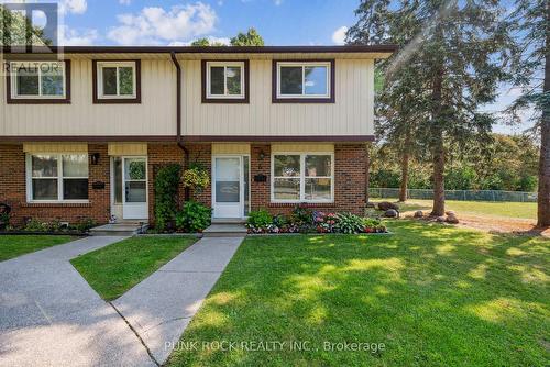 6 - 1230 Radom Street, Pickering (Bay Ridges), ON 