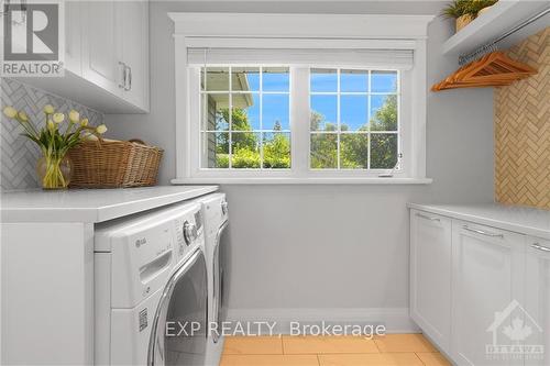 72 Delong Drive, Ottawa, ON - Indoor Photo Showing Laundry Room