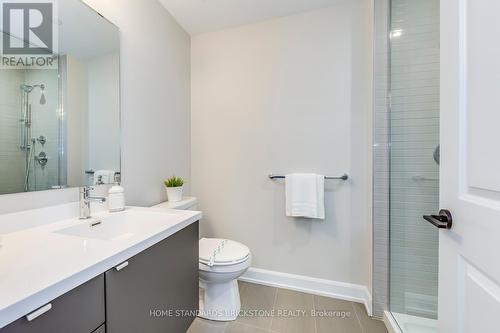 2005 - 3220 William Coltson Avenue, Oakville, ON - Indoor Photo Showing Bathroom