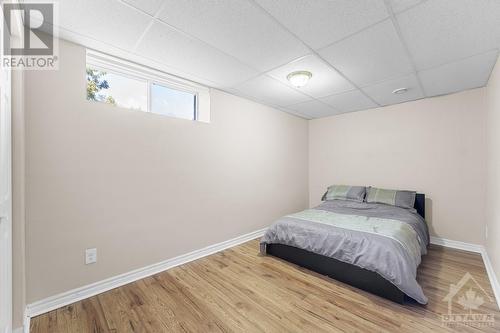 400 Limoges Road, Limoges, ON - Indoor Photo Showing Bedroom