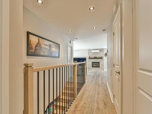 Corridor - 40 2E Rang, Morin-Heights, QC - Indoor Photo Showing Other Room With Fireplace