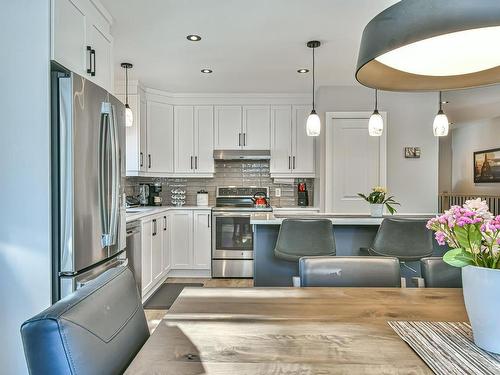 Vue d'ensemble - 40 2E Rang, Morin-Heights, QC - Indoor Photo Showing Kitchen With Upgraded Kitchen