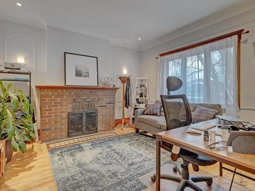 Bedroom - 4629 Av. De Melrose, Montréal (Côte-Des-Neiges/Notre-Dame-De-Grâce), QC - Indoor Photo Showing Living Room With Fireplace