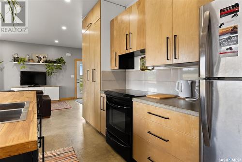 Dean Acreage, South Qu'Appelle Rm No. 157, SK - Indoor Photo Showing Kitchen With Double Sink