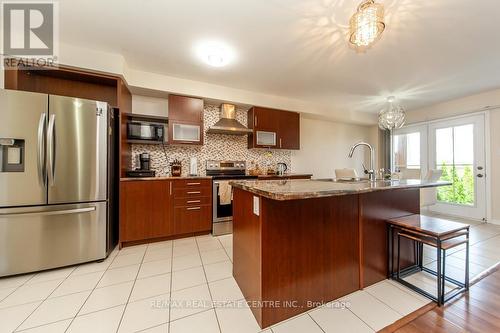 79 Sherway Street, Hamilton (Stoney Creek Mountain), ON - Indoor Photo Showing Kitchen With Stainless Steel Kitchen With Upgraded Kitchen