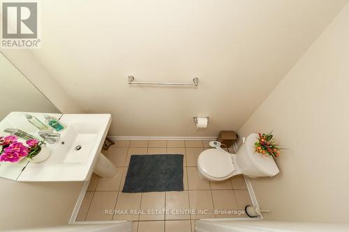 79 Sherway Street, Hamilton (Stoney Creek Mountain), ON - Indoor Photo Showing Bathroom