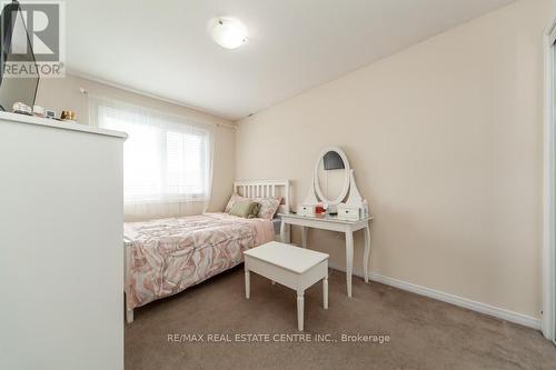 79 Sherway Street, Hamilton (Stoney Creek Mountain), ON - Indoor Photo Showing Bedroom