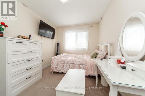 79 Sherway Street, Hamilton (Stoney Creek Mountain), ON - Indoor Photo Showing Bedroom