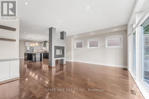 219 Carleton Avenue, Ottawa, ON - Indoor Photo Showing Other Room