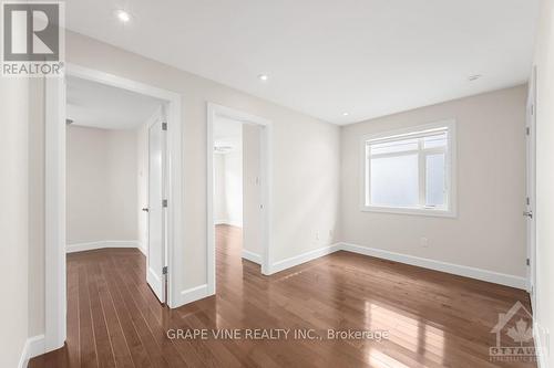 219 Carleton Avenue, Ottawa, ON - Indoor Photo Showing Other Room