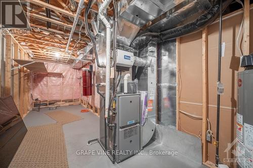 219 Carleton Avenue, Ottawa, ON - Indoor Photo Showing Basement