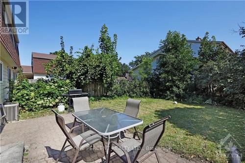 906 Cahill Drive W, Ottawa, ON - Outdoor