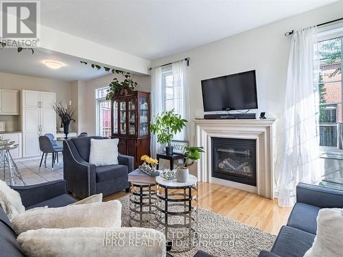 83 Pavlova Crescent, Richmond Hill, ON - Indoor Photo Showing Living Room With Fireplace