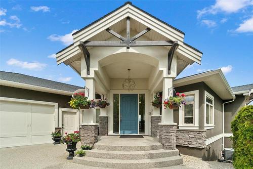 698 Devonian Avenue, Kelowna, BC - Indoor Photo Showing Other Room