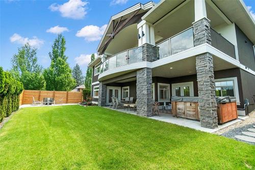 698 Devonian Avenue, Kelowna, BC - Outdoor