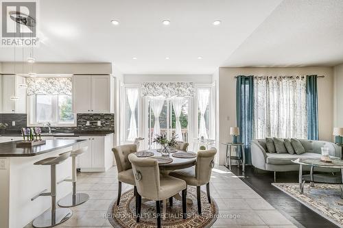 281 Blue Dasher Boulevard, Bradford West Gwillimbury, ON - Indoor Photo Showing Dining Room