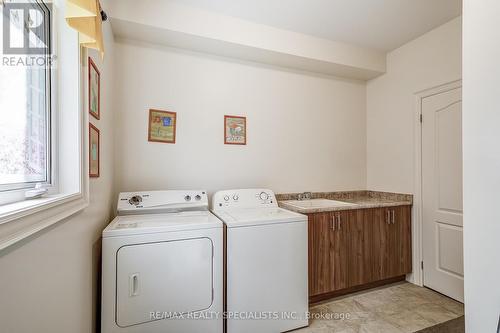 281 Blue Dasher Boulevard, Bradford West Gwillimbury, ON - Indoor Photo Showing Laundry Room