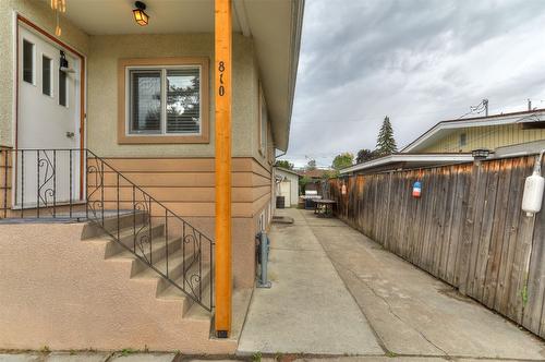 810 Patterson Avenue, Kelowna, BC - Outdoor With Exterior