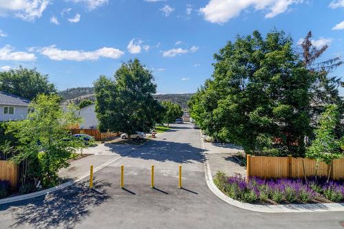 41-307 Glen Park Drive, Kelowna, BC - Outdoor With View