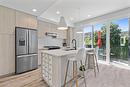 41-307 Glen Park Drive, Kelowna, BC  - Indoor Photo Showing Kitchen With Upgraded Kitchen 