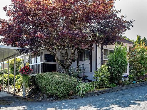 17-10980 Westdowne Rd, Ladysmith, BC 