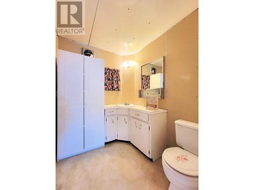 5445 Park Drive, Prince George, BC - Indoor Photo Showing Bathroom