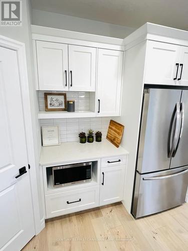 21 - 35 Old Course Road, St. Thomas, ON - Indoor Photo Showing Kitchen