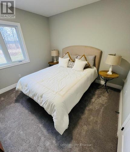 21 - 35 Old Course Road, St. Thomas, ON - Indoor Photo Showing Bedroom